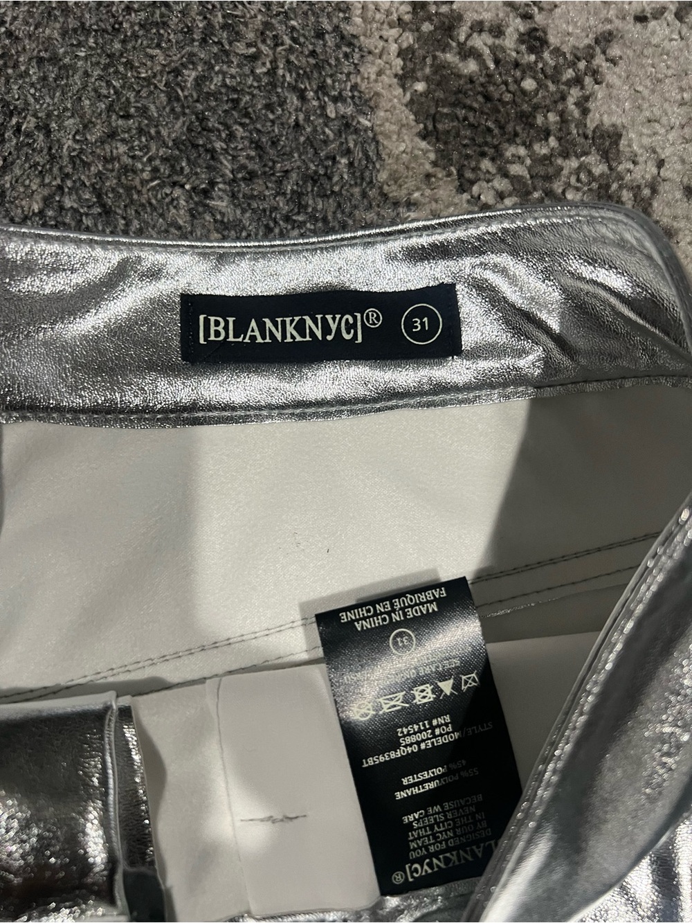 Blanknyc Metallic Silver Women's Fashion Shorts - Picture 2 of 2